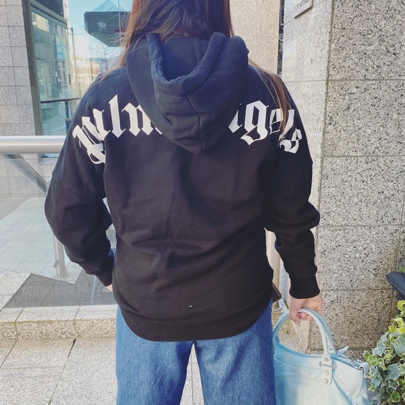 ✈️sold✈️Palm Angels Classic black hoodie - Picture 3 of 11